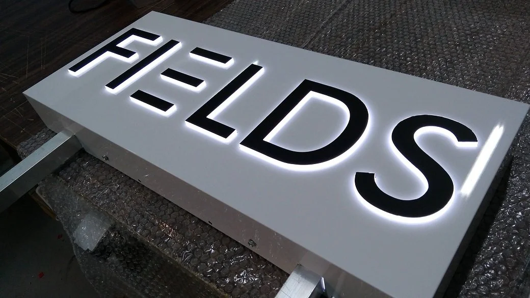 Profilbuchstaben Fields