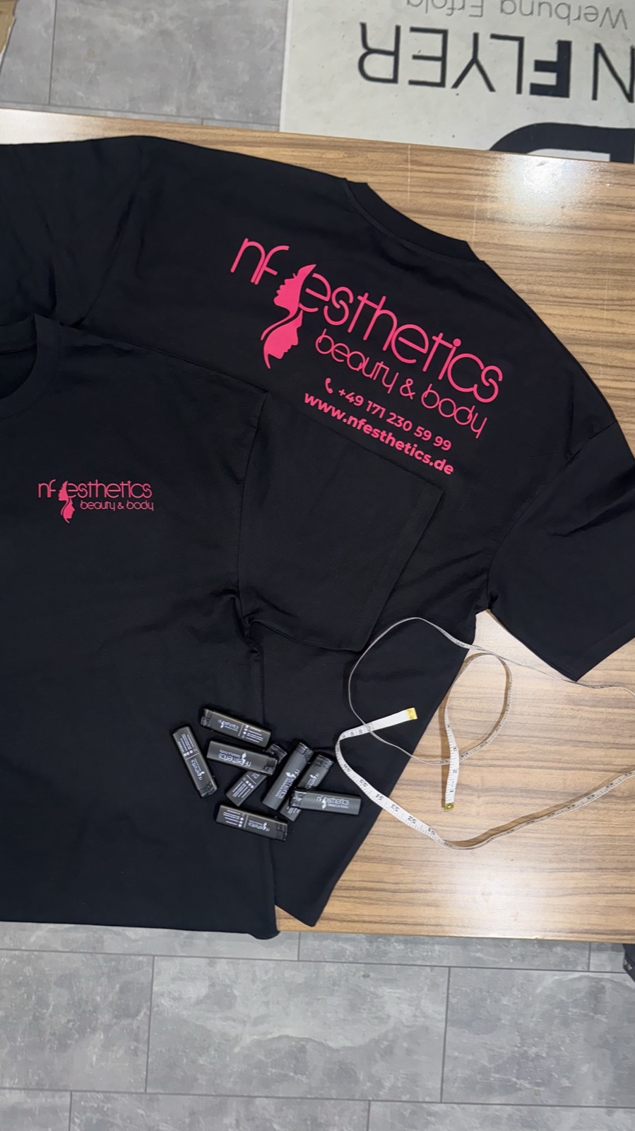 Bedrucktes Shirt fuer nf aesthetics